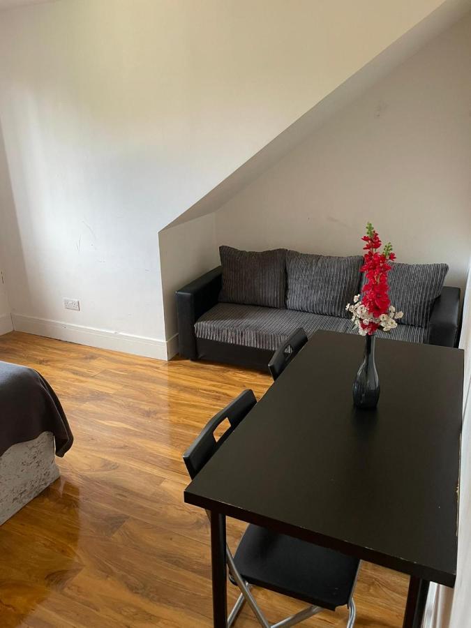 لندن Sw16 Norbury Guesthouse المظهر الخارجي الصورة